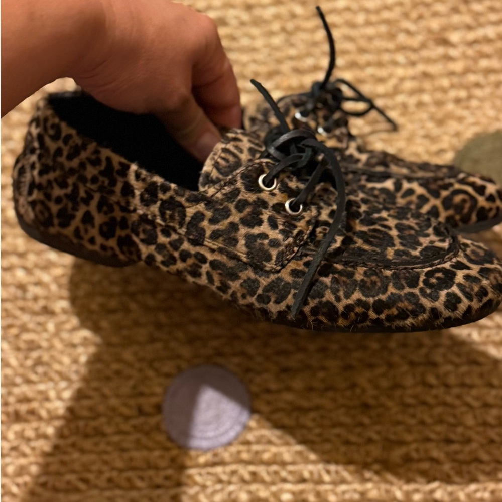 Massimo Dutti Women's Leather Fashion Round Toe Leopard Print Lace-up Loafers - Picture 6 of 7